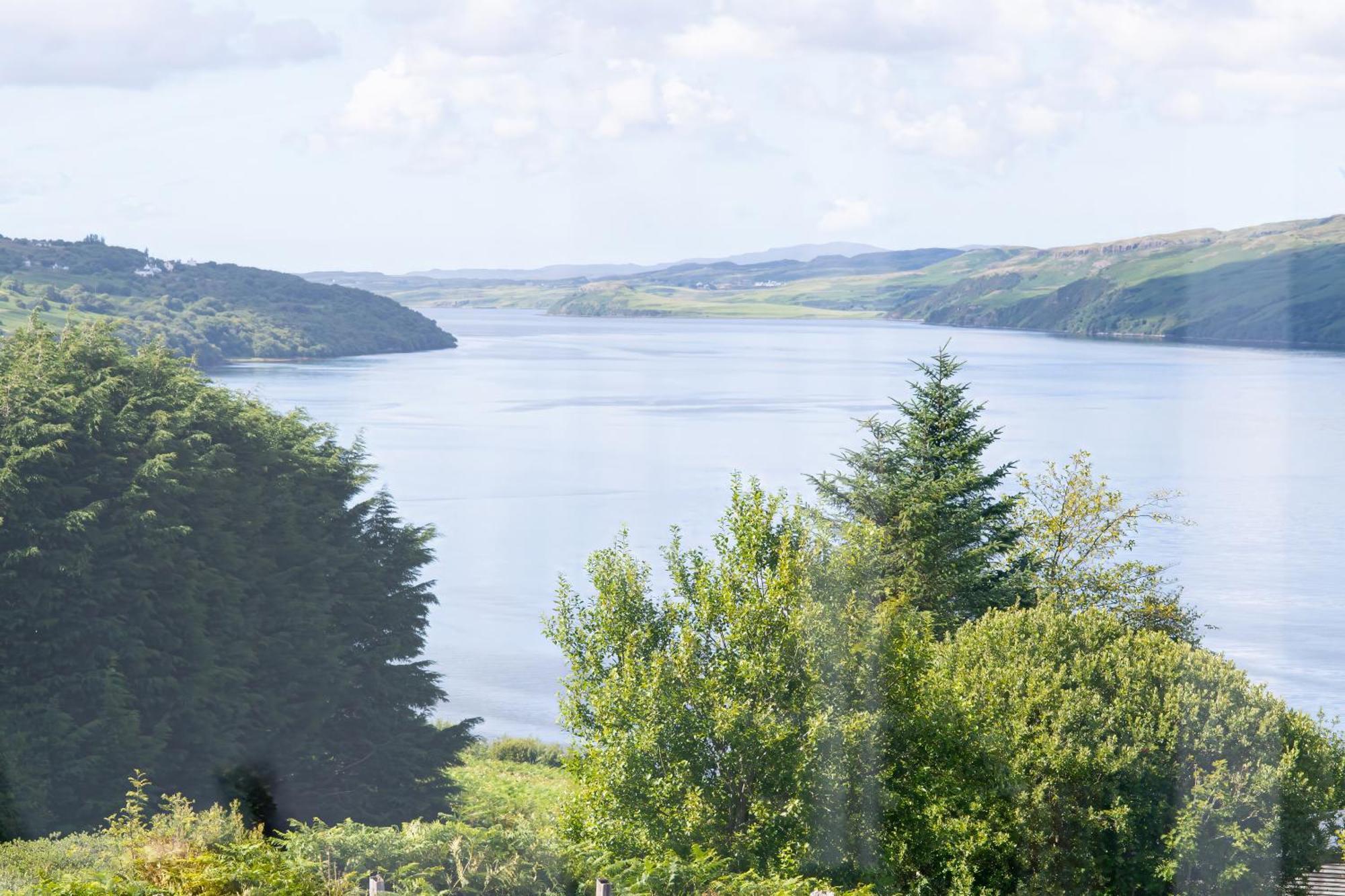 Luxury 4 Bedroom Cottage With Stunning Views Near Fairy Pools! Carbost  Exterior foto